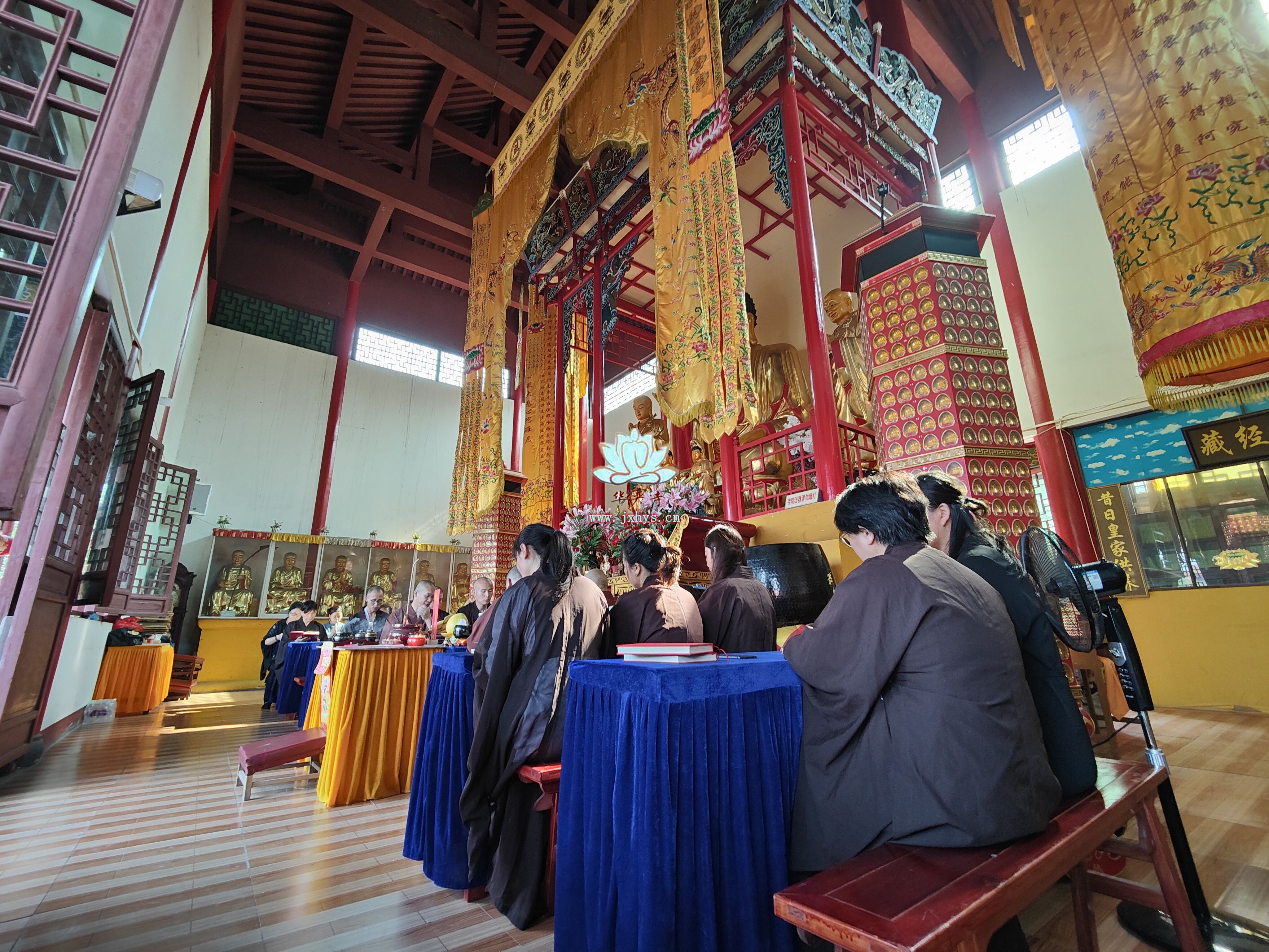 88彩票七月三十日地藏王菩萨圣诞法会圆满